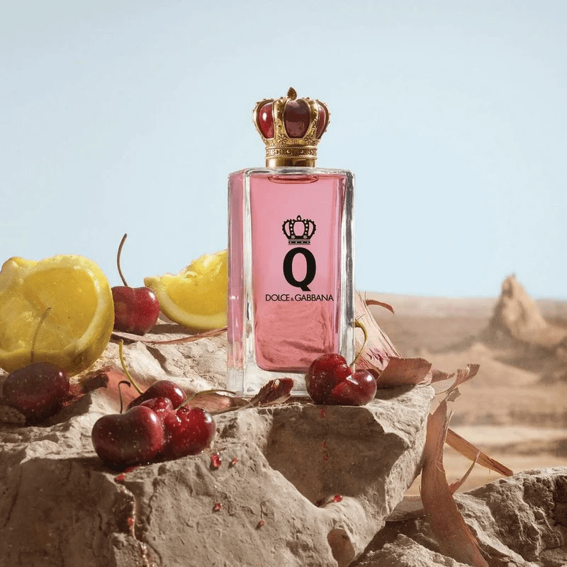 Купить DOLCE & GABBANA Q EAU DE PARFUM в Бишкеке. | Фруктово-фужерный аромат для женщин | Оригинальная парфюмерия в parfumer.kg | Элитная парфюмерия на распив.